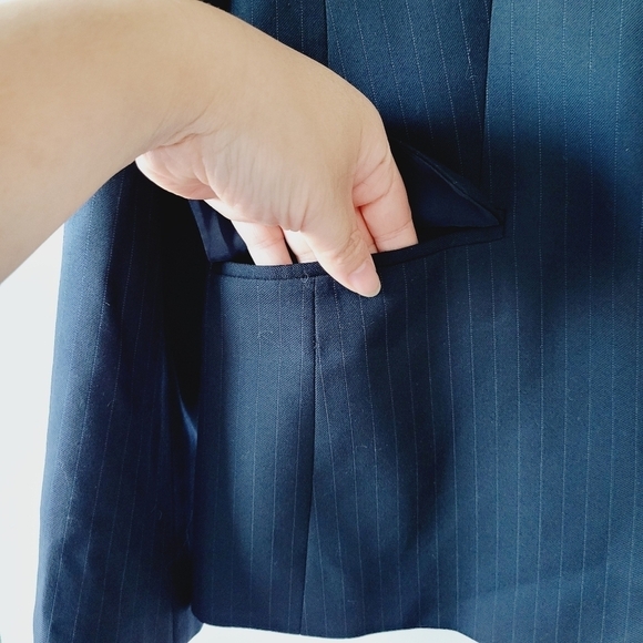 J. Crew Super 120s Navy Pinstripe Blazer - Picture 6 of 15